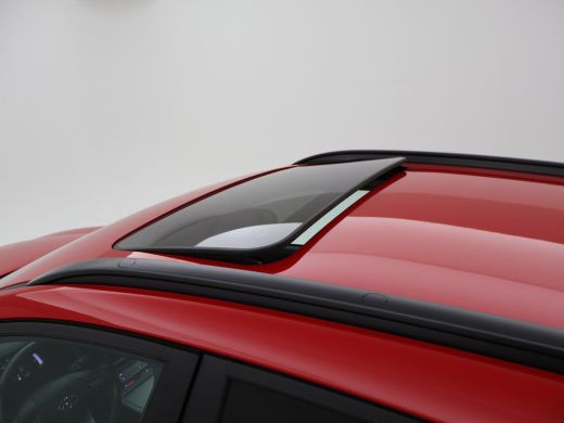 Hyundai Kona EV 64 kWh PREMIUM SKY 100% SOH + SCHUIFDAK | LEDER | STOELVENTILATIE | HEAD-UP | ADAPTIVE CRUISE ... ActivLease financial lease