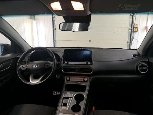 Hyundai Kona EV Comfort 64 kWh Camera/Clima/Cruise/LED/DAB/LM-Velgen ActivLease financial lease