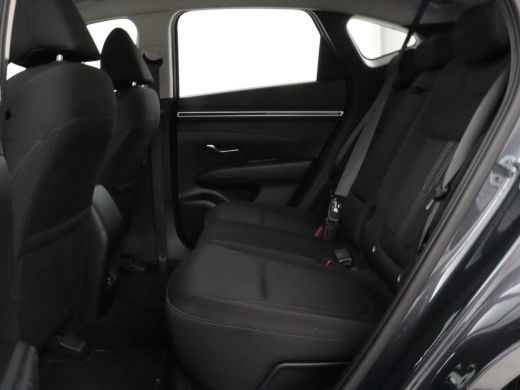 Hyundai Tucson 1.6 T-GDI PHEV Comfort 4WD | Trekhaak | Carplay | Adaptive cruise | Camera | Climate control | Na... ActivLease financial lease