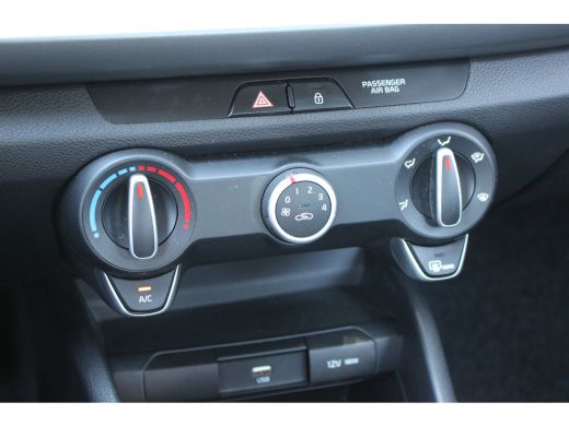 Kia Rio 1.2I 83PK ComfortLine Airco/Bluetooth/Parkeerhulp/Stoelverwarming ActivLease financial lease