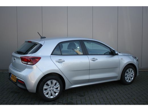 Kia Rio 1.2I 83PK ComfortLine Airco/Bluetooth/Parkeerhulp/Stoelverwarming ActivLease financial lease