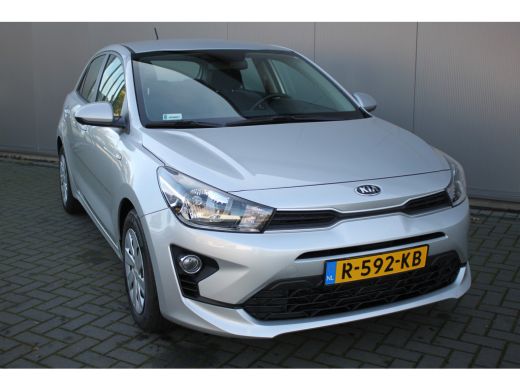 Kia Rio 1.2I 83PK ComfortLine Airco/Bluetooth/Parkeerhulp/Stoelverwarming ActivLease financial lease