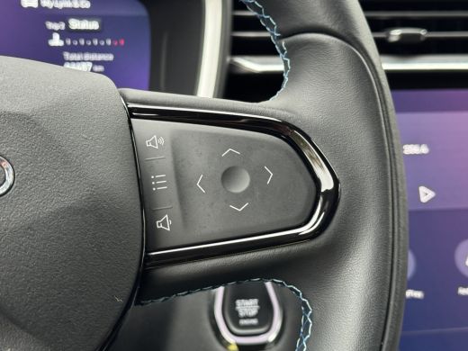 Lynk & Co 01 1.5 Panoramadak/360 Camera/Clima/Cruise/Stoelverwarming/Apple-carplay ActivLease financial lease