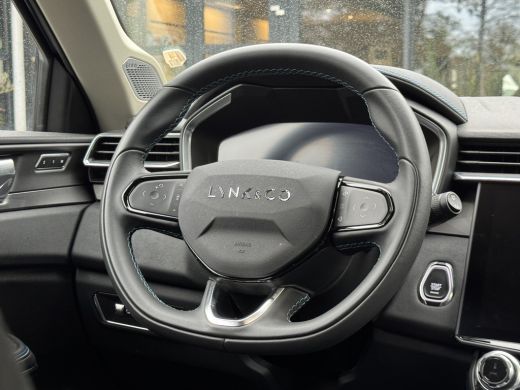 Lynk & Co 01 1.5 Panoramadak/360 Camera/Clima/Cruise/Stoelverwarming/Apple-carplay ActivLease financial lease