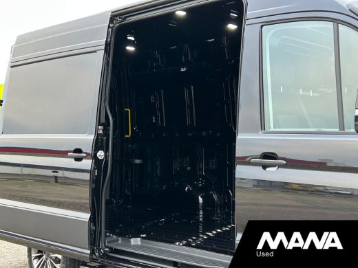 MAN TGE 3.140 L3H3 Automaat 140PK Zwart Black Lion Cruise control Carplay Camera ActivLease financial lease