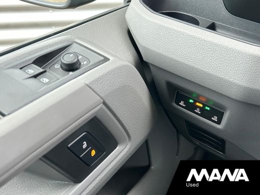 MAN TGE 3.140 L3H3 Automaat 140PK Zwart Black Lion Cruise control Carplay Camera ActivLease financial lease