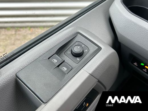 MAN TGE 3.140 L3H3 Automaat 140PK Zwart Black Lion Cruise control Carplay Camera ActivLease financial lease