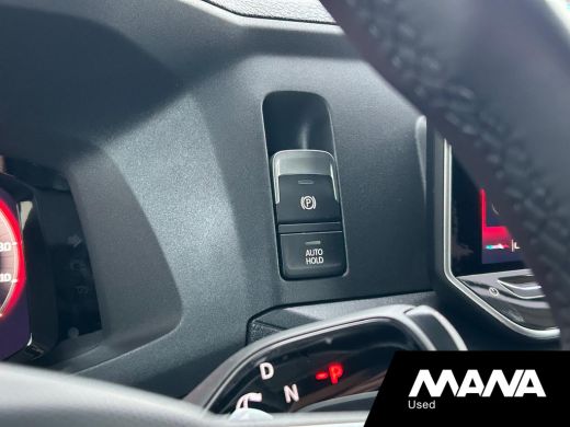 MAN TGE 3.140 L3H3 Automaat 140PK Zwart Black Lion Cruise control Carplay Camera ActivLease financial lease