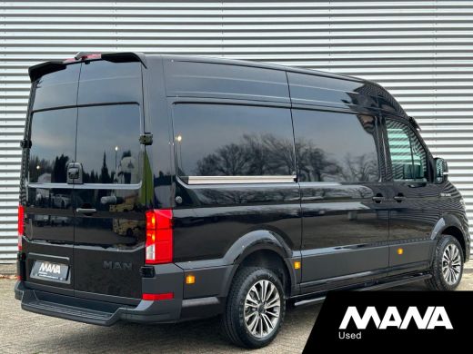 MAN TGE 3.140 L3H3 Automaat 140PK Zwart Black Lion Cruise control Carplay Camera ActivLease financial lease