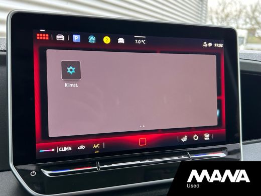 MAN TGE 3.140 L3H3 Automaat 140PK Zwart Black Lion Cruise control Carplay Camera ActivLease financial lease