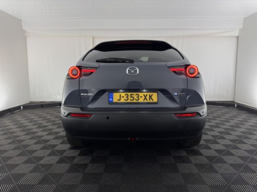 Mazda MX-30 e-SkyActiv 145 First Edition 36 kWh {SOH-92%} (INCL-BTW) Aut.*LEATHER-MICROFIBRE | FULL-LED | NAV... ActivLease financial lease