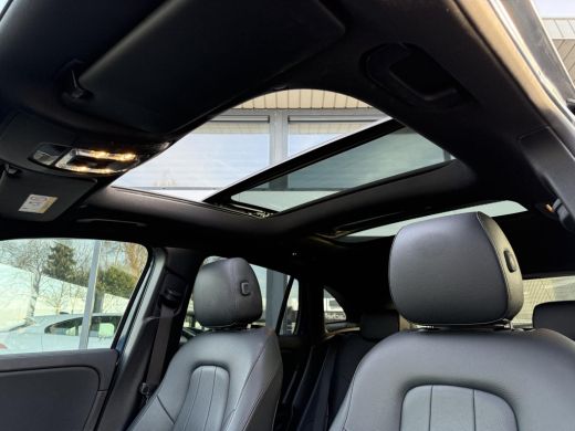 Mercedes-Benz EQA 250 Business Sol. Luxury 67 kWh | Panorama | Memory | Sfeer Verlichting | 360 Camera | ActivLease financial lease