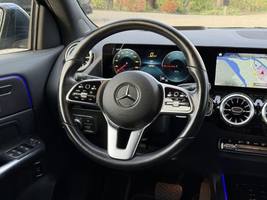 Mercedes-Benz EQA 250 Business Sol. Luxury 67 kWh | Panorama | Memory | Sfeer Verlichting | 360 Camera | ActivLease financial lease