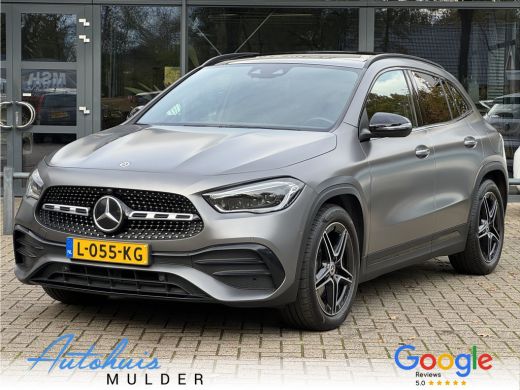 Mercedes-Benz GLA 180 Business Solution AMG Automaat/Panoramadak/LED/Keyless/Widescreen