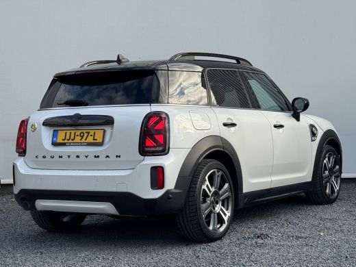 Mini Countryman Cooper SE ALL4 Plug-in Hybrid Chili 220PK | Achteruitrijcamera | Climate Control | Panoramadak | ... ActivLease financial lease