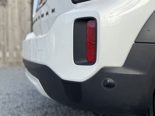 Mini Countryman Cooper SE ALL4 Plug-in Hybrid Chili 220PK | Achteruitrijcamera | Climate Control | Panoramadak | ... ActivLease financial lease