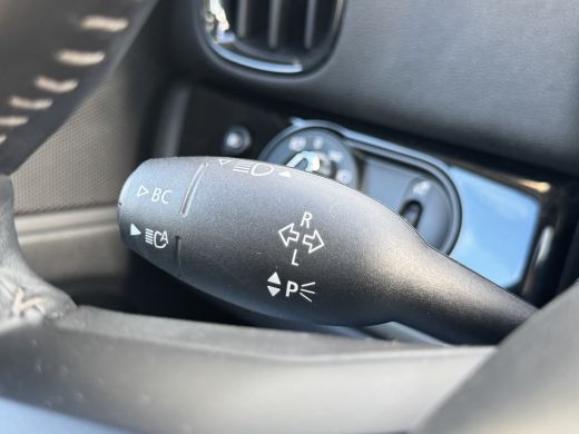 Mini Countryman Cooper SE ALL4 Plug-in Hybrid Chili 220PK | Achteruitrijcamera | Climate Control | Panoramadak | ... ActivLease financial lease