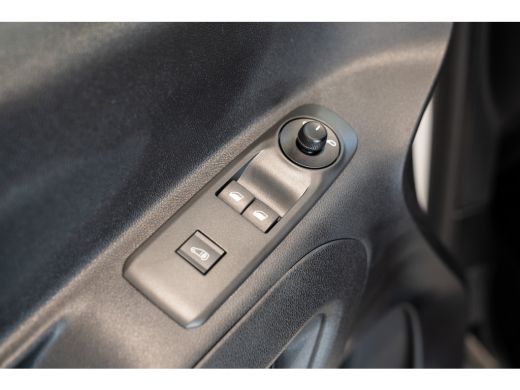 Opel Combo 1.5 BlueHDi 130PK Automaat L1 | Trekhaak | Camera | Apple Carplay & Android Auto | Parkeersensore... ActivLease financial lease