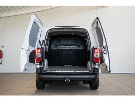 Opel Combo 1.5 BlueHDi 130PK Automaat L1 | Trekhaak | Camera | Apple Carplay & Android Auto | Parkeersensore... ActivLease financial lease