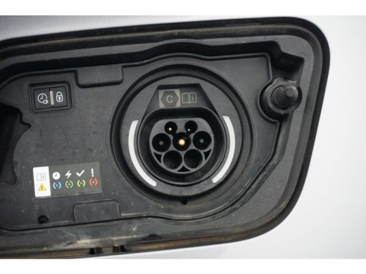 Opel Grandland 1.6 300PK Turbo Plug-In Hybrid | 4x4 GSe | Adaptieve cruise control | Half leder / Alcantara bekl... ActivLease financial lease