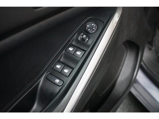 Opel Grandland 1.6 300PK Turbo Plug-In Hybrid | 4x4 GSe | Adaptieve cruise control | Half leder / Alcantara bekl... ActivLease financial lease