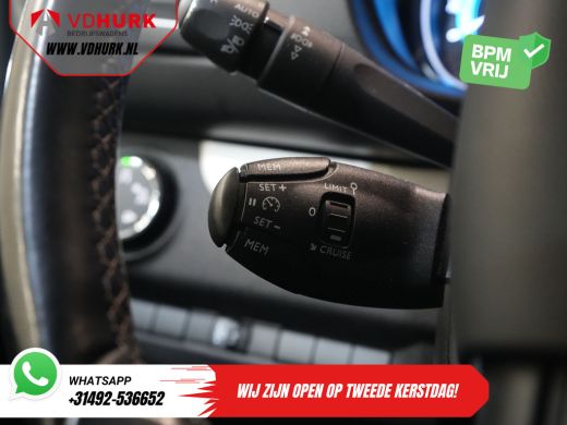 Opel Vivaro-e 75 kWh 330km WLTP (DEMO) &euro; 33.812,- incl. BTW Pano/ Elek.Schuifdeuren/ Massage Stoelen/ Leder/ Xe... ActivLease financial lease