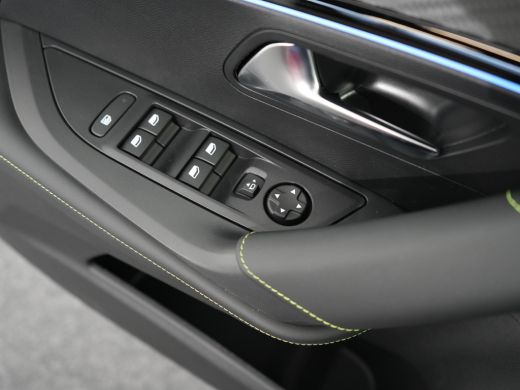 Peugeot 2008 1.2 Hybrid 145 GT | Apple Carplay/Android Auto|telefoonintegratie premium | Cruise control adapti... ActivLease financial lease