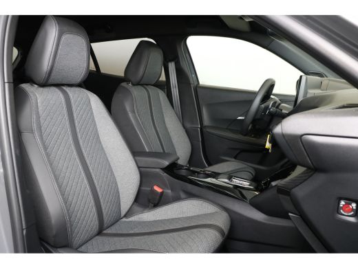 Peugeot 2008 1.2 PureTech Allure 130PK EAT8 | Navi | Clima | Adaptive Cruise | Camera V+A | Parkeersensoren V+... ActivLease financial lease