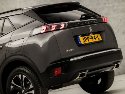 Peugeot 2008 1.2 PureTech Allure Sport Automaat (APPLE CARPLAY, GROOT NAVI, LEDER, ZWART HEMEL, 360 CAMERA, SP... ActivLease financial lease