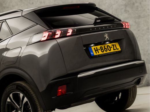 Peugeot 2008 1.2 PureTech Allure Sport (VIRTUAL COCKPIT, APPLE CARPLAY, GROOT NAVI, LEDER, 360 CAMERA, SPORTST... ActivLease financial lease