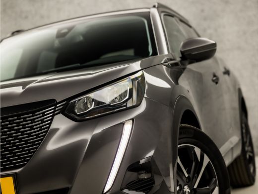 Peugeot 2008 1.2 PureTech Allure Sport (VIRTUAL COCKPIT, APPLE CARPLAY, GROOT NAVI, LEDER, 360 CAMERA, SPORTST... ActivLease financial lease