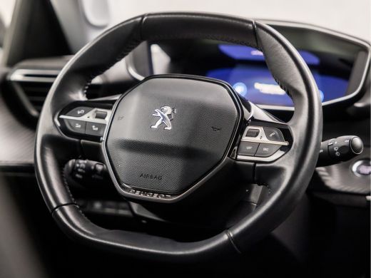 Peugeot 2008 1.2 PureTech Allure Sport (VIRTUAL COCKPIT, APPLE CARPLAY, GROOT NAVI, LEDER, 360 CAMERA, SPORTST... ActivLease financial lease