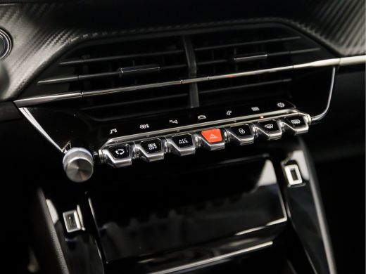 Peugeot 2008 1.2 PureTech Allure Sport (VIRTUAL COCKPIT, APPLE CARPLAY, GROOT NAVI, LEDER, 360 CAMERA, SPORTST... ActivLease financial lease