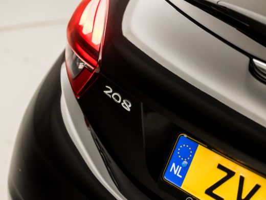 Peugeot 208 1.2 PureTech Sport (APPLE CARPLAY, NAVIGATIE, GETINT GLAS, SPORTSTOELEN, CRUISE, PARKEERSENSOREN,... ActivLease financial lease