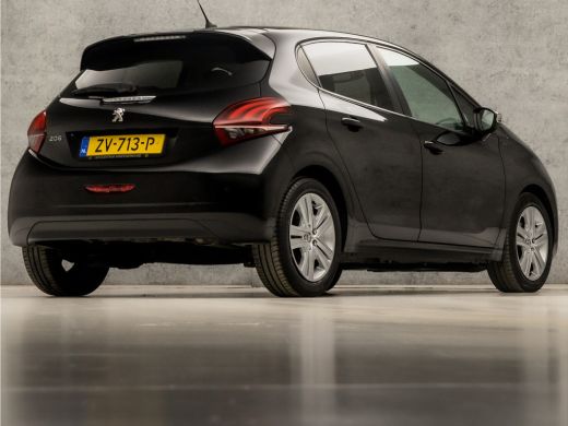 Peugeot 208 1.2 PureTech Sport (APPLE CARPLAY, NAVIGATIE, GETINT GLAS, SPORTSTOELEN, CRUISE, PARKEERSENSOREN,... ActivLease financial lease