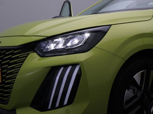 Peugeot 208 Hybrid 100 e-DCS6 Allure | Apple Carplay/Android Auto|telefoonintegratie premium | Armsteun voor ... ActivLease financial lease