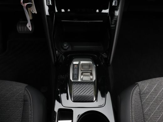 Peugeot 208 Hybrid 100 e-DCS6 Allure | Apple Carplay/Android Auto|telefoonintegratie premium | Armsteun voor ... ActivLease financial lease