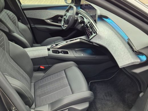 Peugeot 3008 1.2 Hybrid 136PK GT Automaat | Stoel + Stuurverwarming | Camera | Elektrische Achterklep | Apple ... ActivLease financial lease