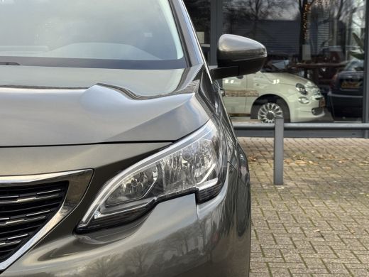 Peugeot 5008 1.2 Turbo Premium 7persoons/Navigatie/Clima/Trekhaak/Keyless entry/DB riem vervangen ActivLease financial lease