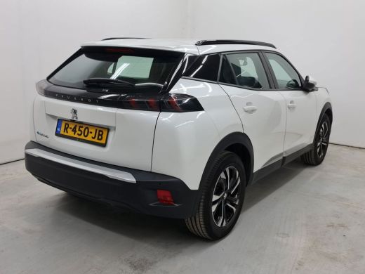 Peugeot e-2008 EV Allure 50 kWh ActivLease financial lease