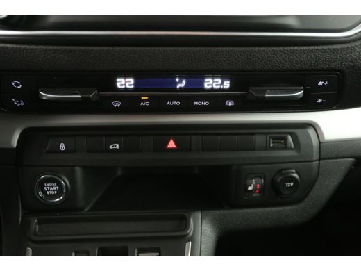 Peugeot e-Expert 75 kWh L3H1 Innovation | SOH 93% | Snelladen | 360&deg; | Clima | 3-Zits | HuD | Trekh. | Cruise | St... ActivLease financial lease