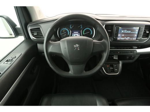 Peugeot e-Expert 75 kWh L3H1 Innovation | SOH 93% | Snelladen | 360&deg; | Clima | 3-Zits | HuD | Trekh. | Cruise | St... ActivLease financial lease
