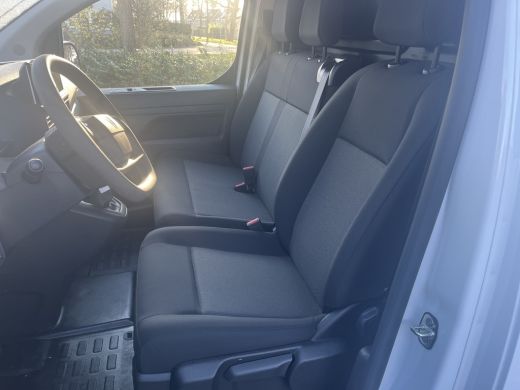 Peugeot Expert 2.0 BlueHDi 145 L2 | Achteruitrijcamera | DAB ontvanger | Parkeersensor achter ActivLease financial lease