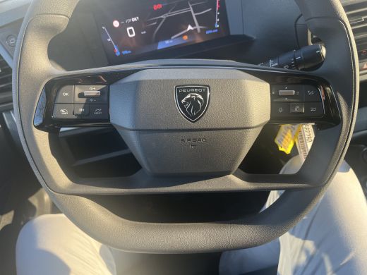 Peugeot Expert 2.0 BlueHDi 145 L2 | Achteruitrijcamera | DAB ontvanger | Parkeersensor achter ActivLease financial lease