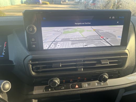 Peugeot Expert 2.0 BlueHDi 145 L2 | Achteruitrijcamera | DAB ontvanger | Parkeersensor achter ActivLease financial lease