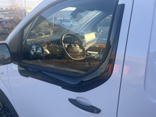 Peugeot Expert 2.0 BlueHDi 145 L2 | Achteruitrijcamera | DAB ontvanger | Parkeersensor achter ActivLease financial lease