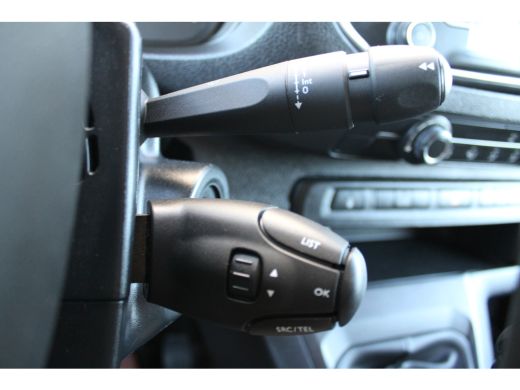 Peugeot Expert L2 1.5 BlueHDI 120 PK | NAVI | CAMERA CAMERA | CARPLAY | BETIMMERING LAADRUIMTE ActivLease financial lease