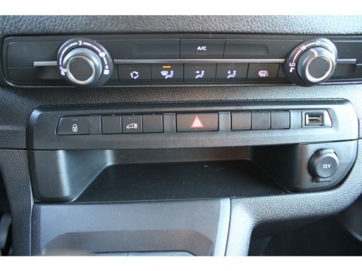 Peugeot Expert L2 1.5 BlueHDI 120 PK | NAVI | CAMERA CAMERA | CARPLAY | BETIMMERING LAADRUIMTE ActivLease financial lease