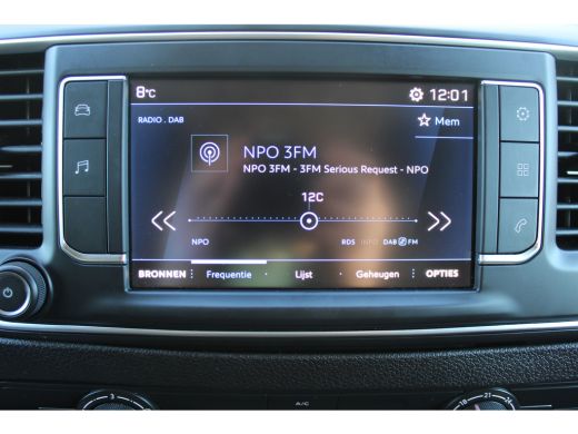 Peugeot Expert L2 1.5 BlueHDI 120 PK | NAVI | CAMERA CAMERA | CARPLAY | BETIMMERING LAADRUIMTE ActivLease financial lease