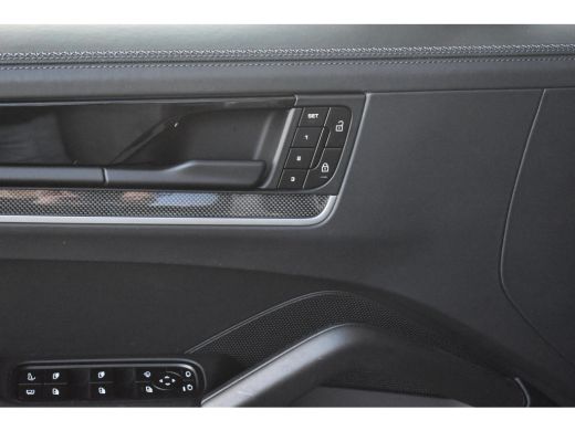 Porsche Cayenne 3.0 E-Hybrid 470pk SportDesign | Pano | Bijrij. Display | Matrix | ACC | 22'' Wielen | Trekhaak |... ActivLease financial lease